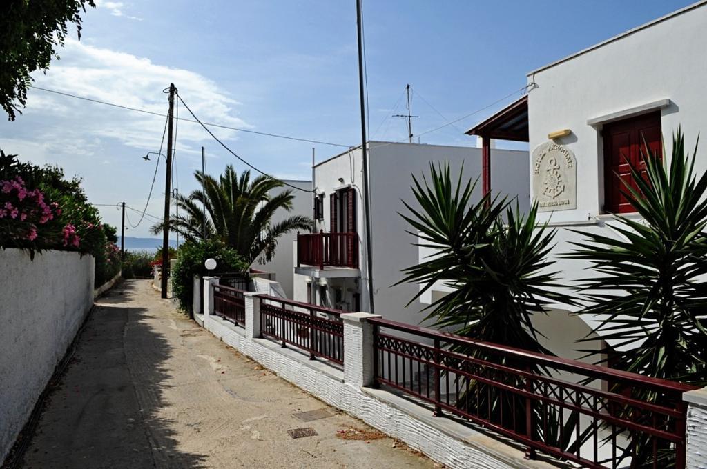 Akrogiali Hotel Agios Sostis  Luaran gambar